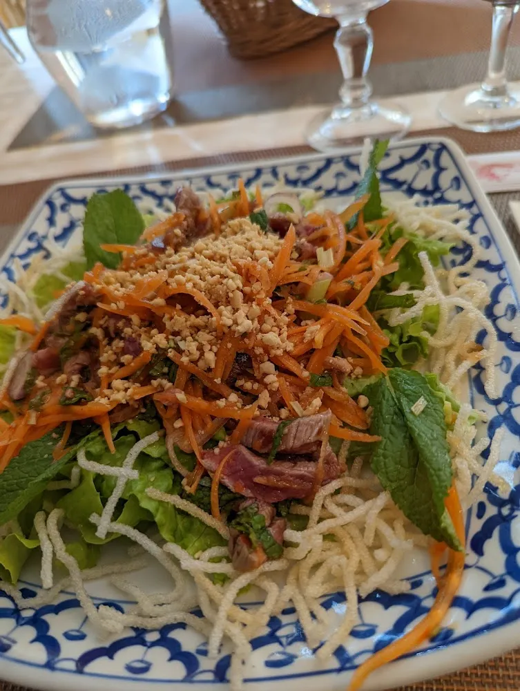 Salade Thaïlandaise Au Bœuf
